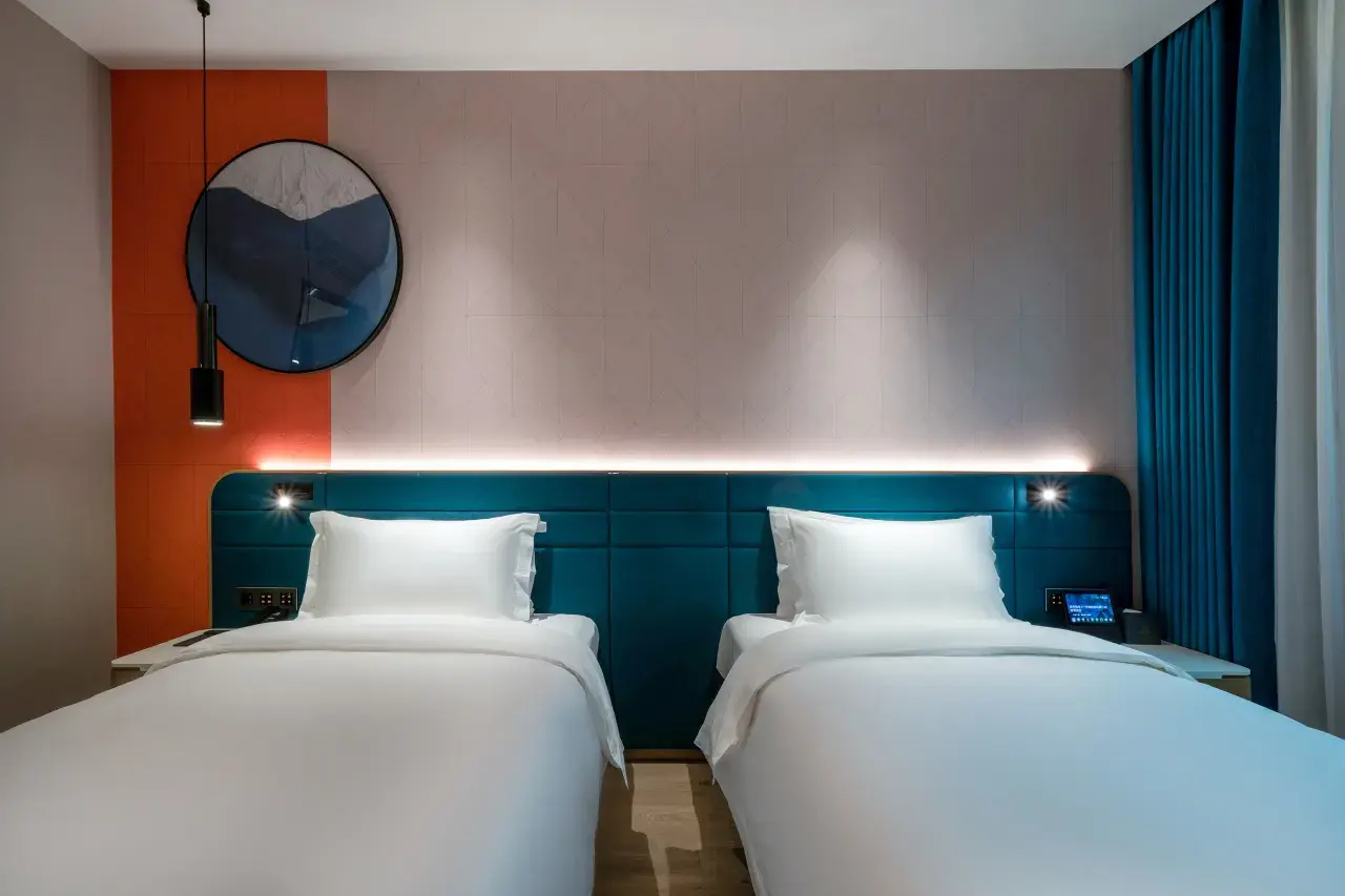 Private Twin Room